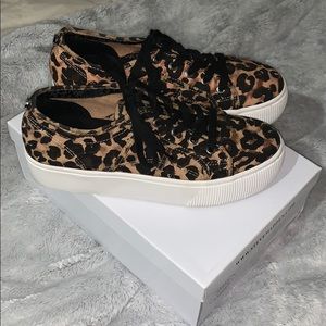 Steve Madden Emmi Leopard Size 9